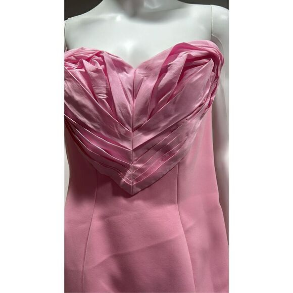 $4,490 Carolina Herrera Pink Strapless Heart Column Gown Size 8 - Picture 9 of 13